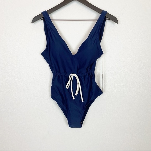 Summersalt The Tie-Waist Backflip One Piece Swimsuit - Picture 3 of 7